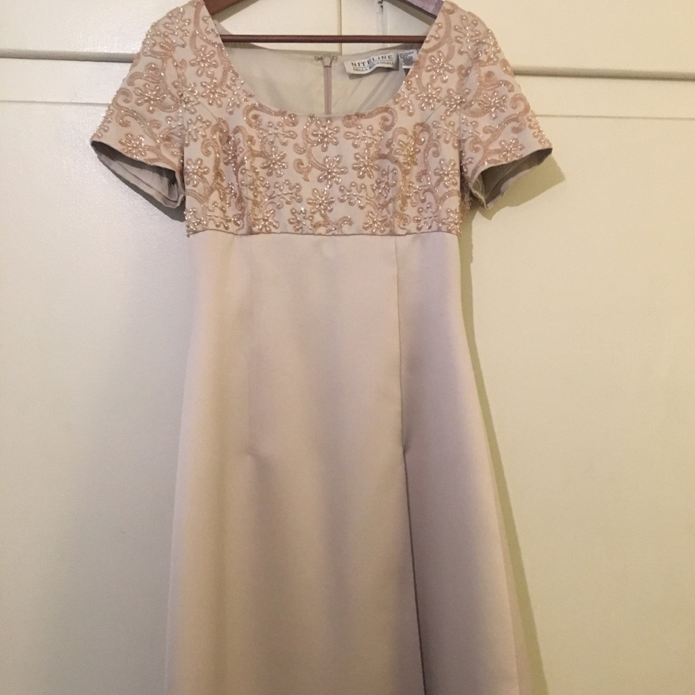 Niteline Della Roufogali formal dress